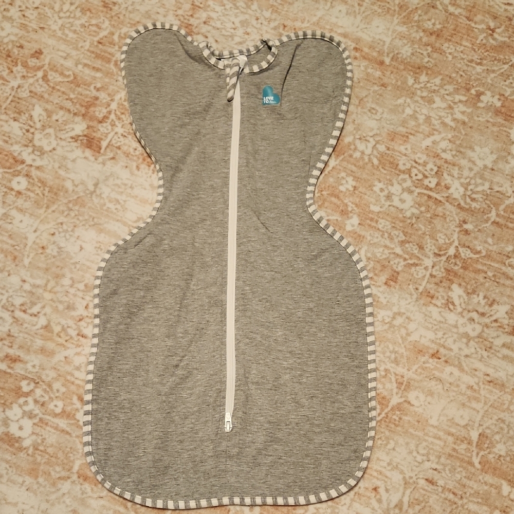 Love To Dream Arms Up Swaddle